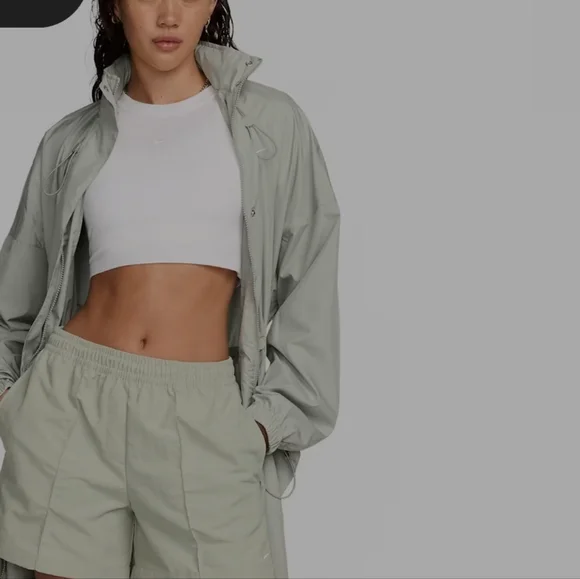 Nike Sportswear Everything WovensWomen's Mid-Rise 5" Shorts Med - Picture 4 of 7